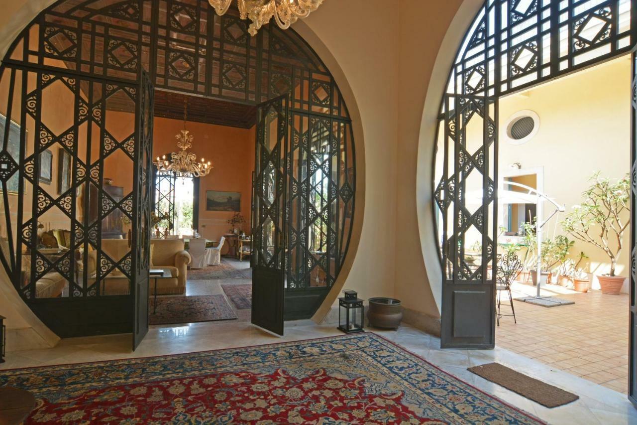 B&B Di Charme Camelie Palazzo Nicotra Riposto Exterior foto